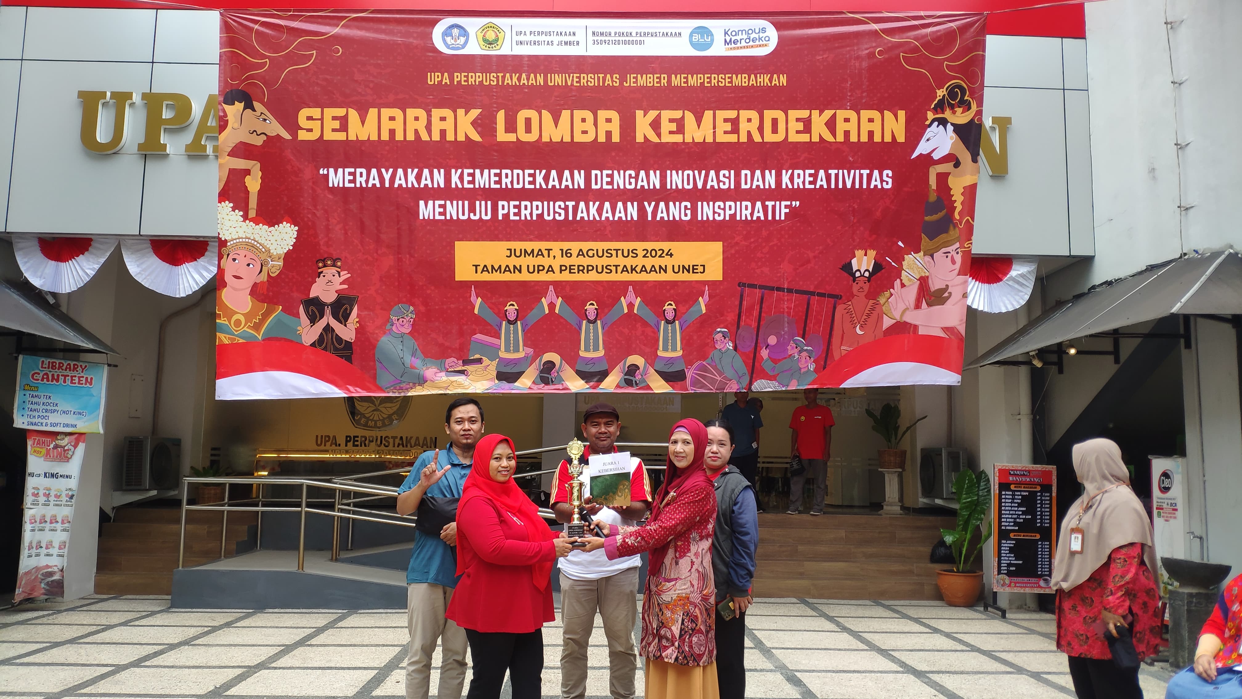 Juara 1 lomba kebersihan antar bidang